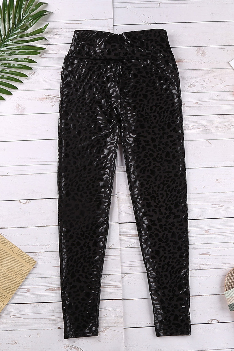 Black Shiny Leopard Textured Legging