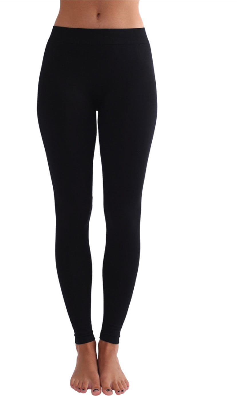 Soft Seamless Black Leggings One Size AND Plus!!
