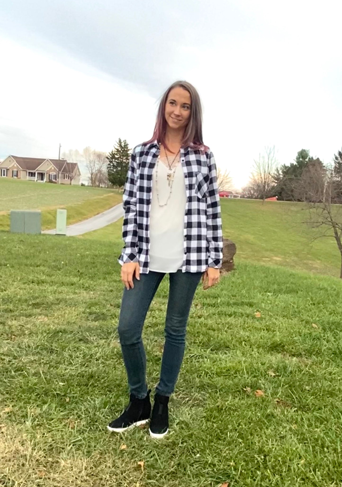BLACK & WHITE PLAID FLEECE LINED FLANNEL SHIRT TOP