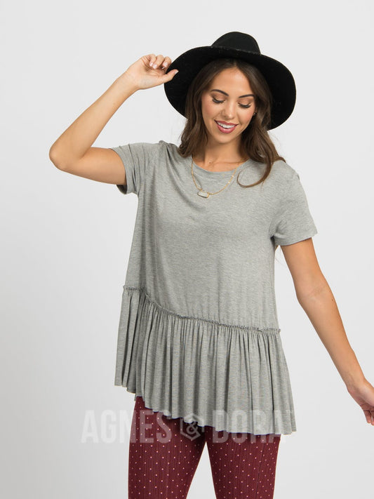 Relaxed Ruffle Tee Ash Gray