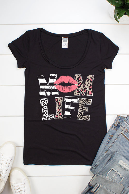 “Mom 𝐋ife” Black Leopard Lipstick Tee S-3XL