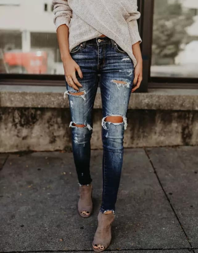 KanCan Dark Wash Distressed Jeans